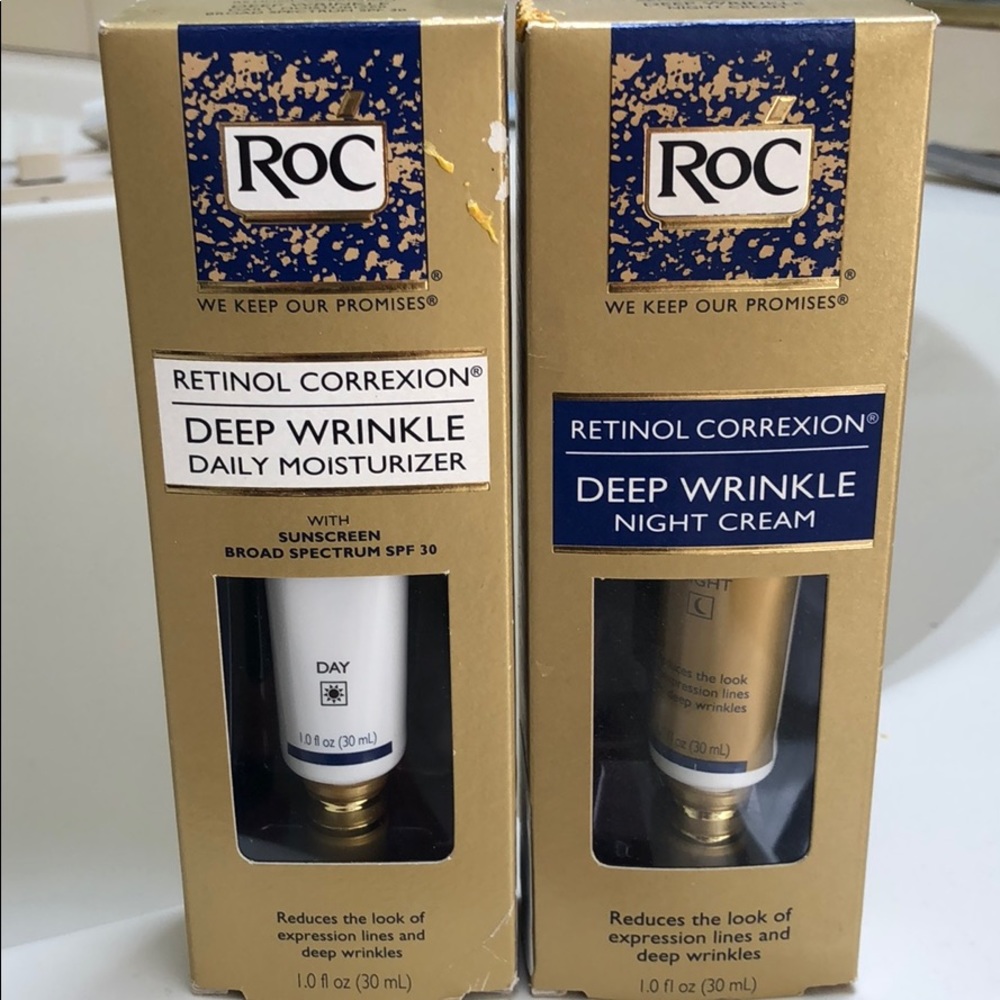 Retinol correction day and night creams